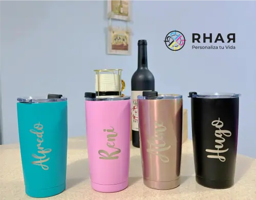 Diseño geométrico abstracto en tonos fríos